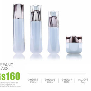 ขวดแก้วสีขาว