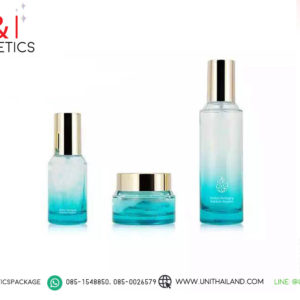 ขวดแก้วสีฟ้า