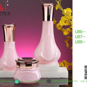 ขวดแก้วชมพู