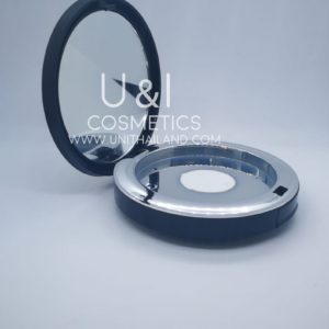 ตลับแป้งสีเงิน