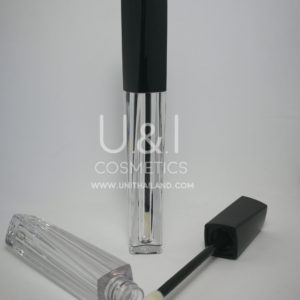 ขวดลิปกลอส